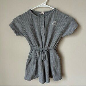 Zara Girl’s Short Sleeve Half Button Crewneck Grey Romper Youth Size 6